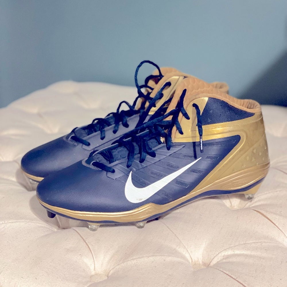 Size 15 Nike cleats